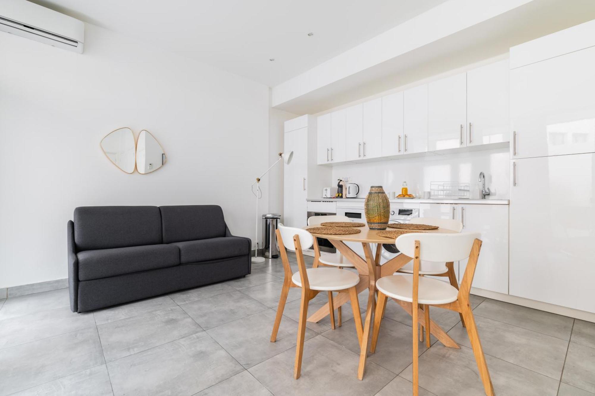 Charmant Appartement Calme Place Du Trocadero - 4P - Flat-Guest Paris Exterior photo